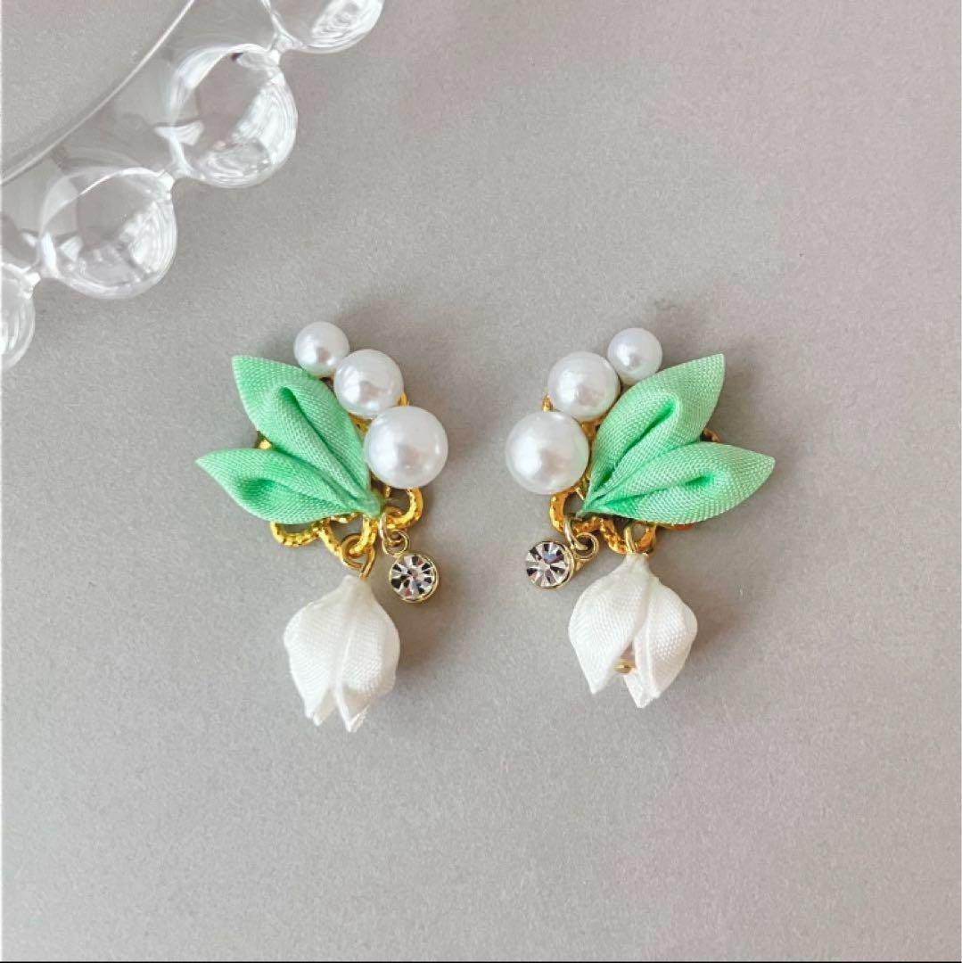 no.660 藤ビジューピアス　イヤリング　和風　成人式　着物　紫