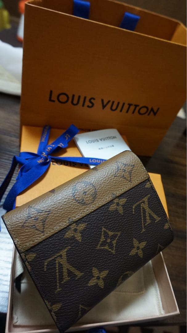 LOUIS VUITTON 三つ折り財布 モノグラム
