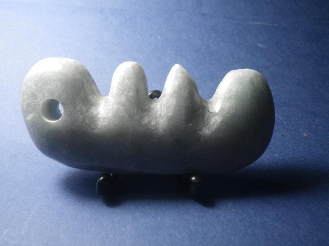 勾玉 翡翠　古代 　２５０７０３－１１