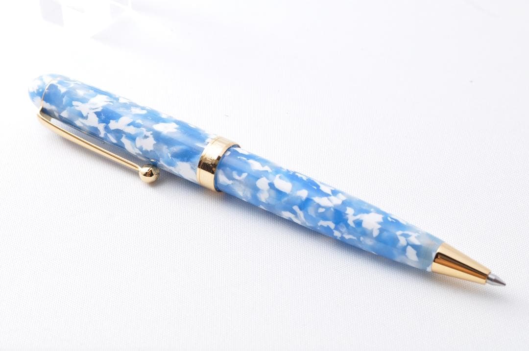 新品✨ ハンドメイド　ボールペン 大西製作所 手作り 【空色】