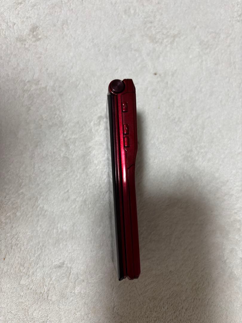 docomo STYLE series F-01E [Red] ガラケー