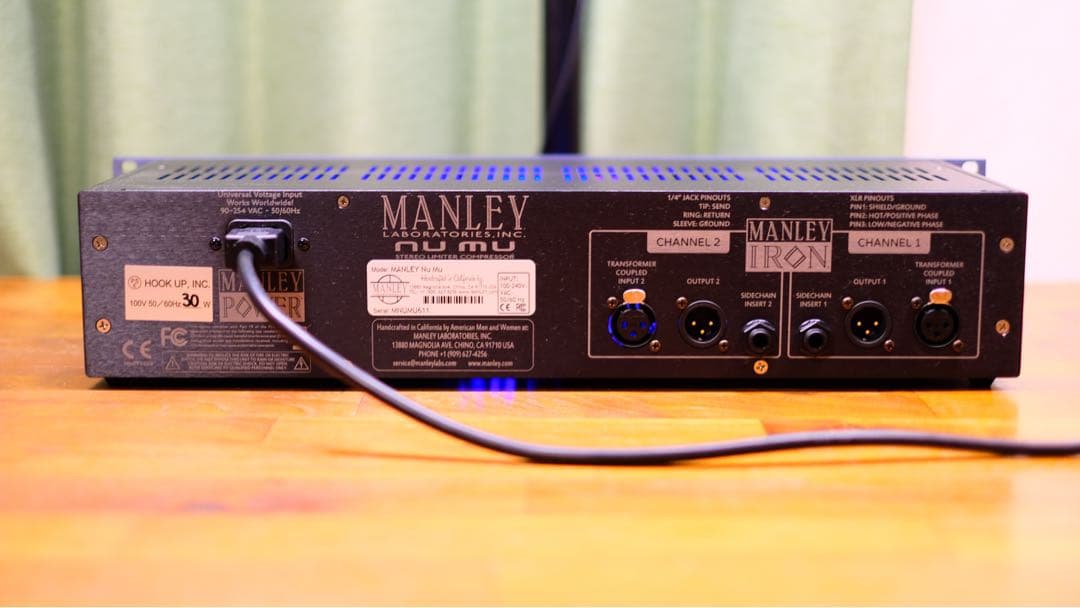 【定価約52万円】MANLEY NU MU