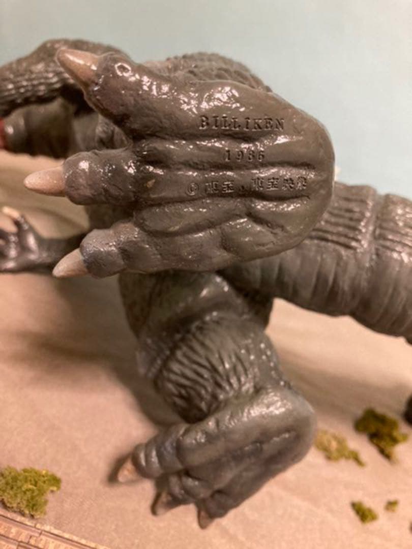 ゴジラ & 世界最小自走式鉄道模型 カスタム品　レア