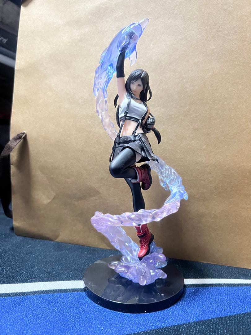 パ*J様 s*4様 開封品　FF7 一番くじA賞クラウドとラストワン賞ティファ