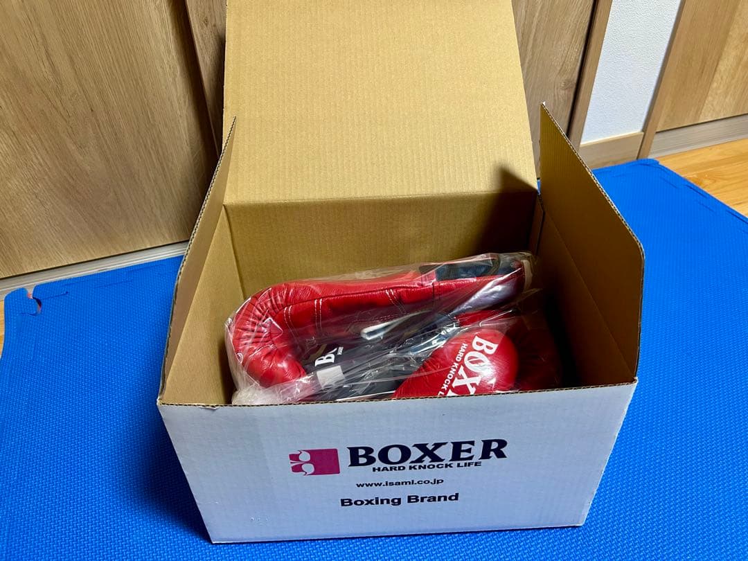 【新品/未開封】ISAMI BOXER ボクシンググローブ 8oz IBX-12