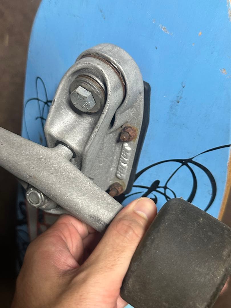 サーフスケート　カーバー