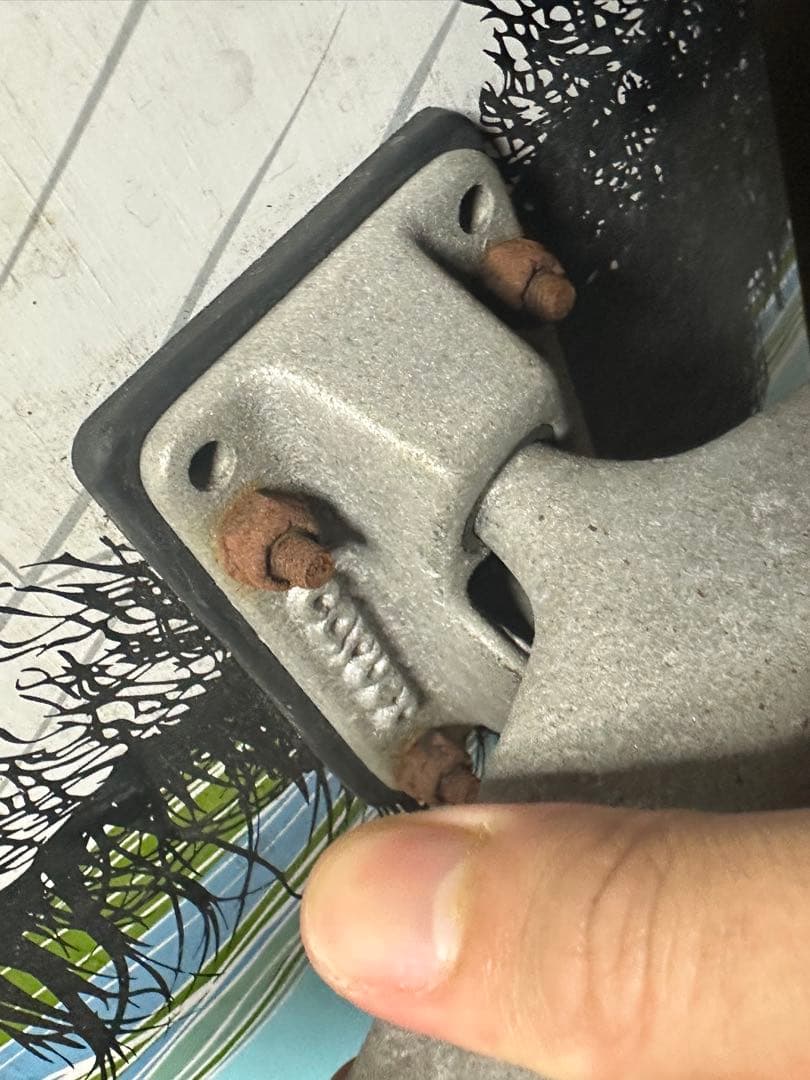 サーフスケート　カーバー