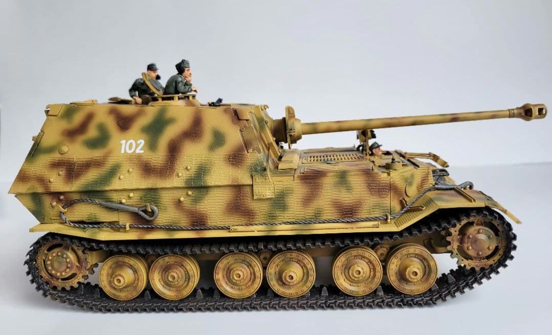 ドイツ重駆逐戦車　エレファント