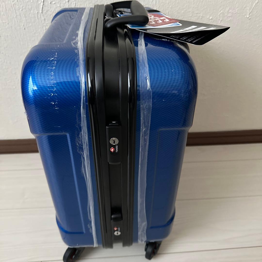 SUBARU青いハードシェルキャリーケース