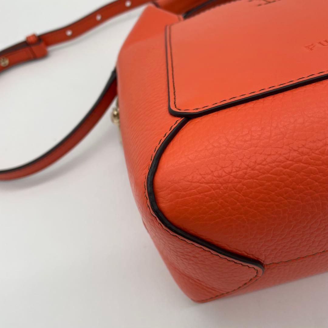 【未使用級】フルラ　2way ジルダ バッグ　ロゴ型押し　レザー　オレンジ