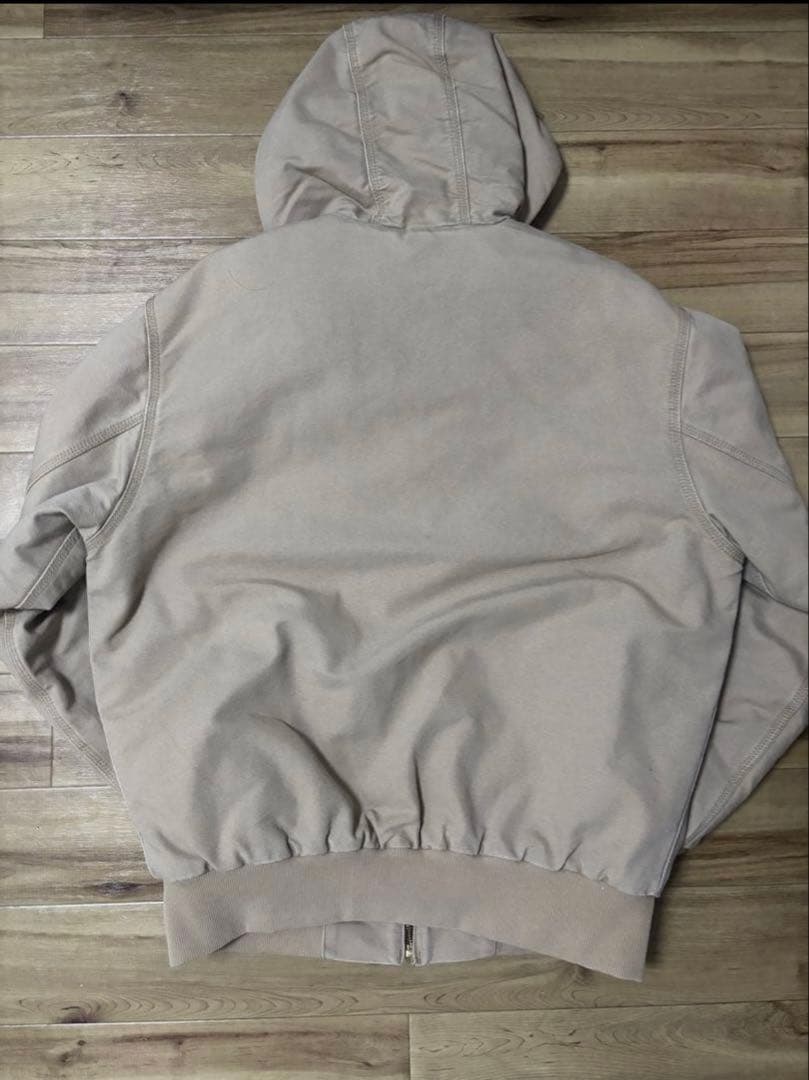 美品　carhartt アクティブジャケット　mサイズ