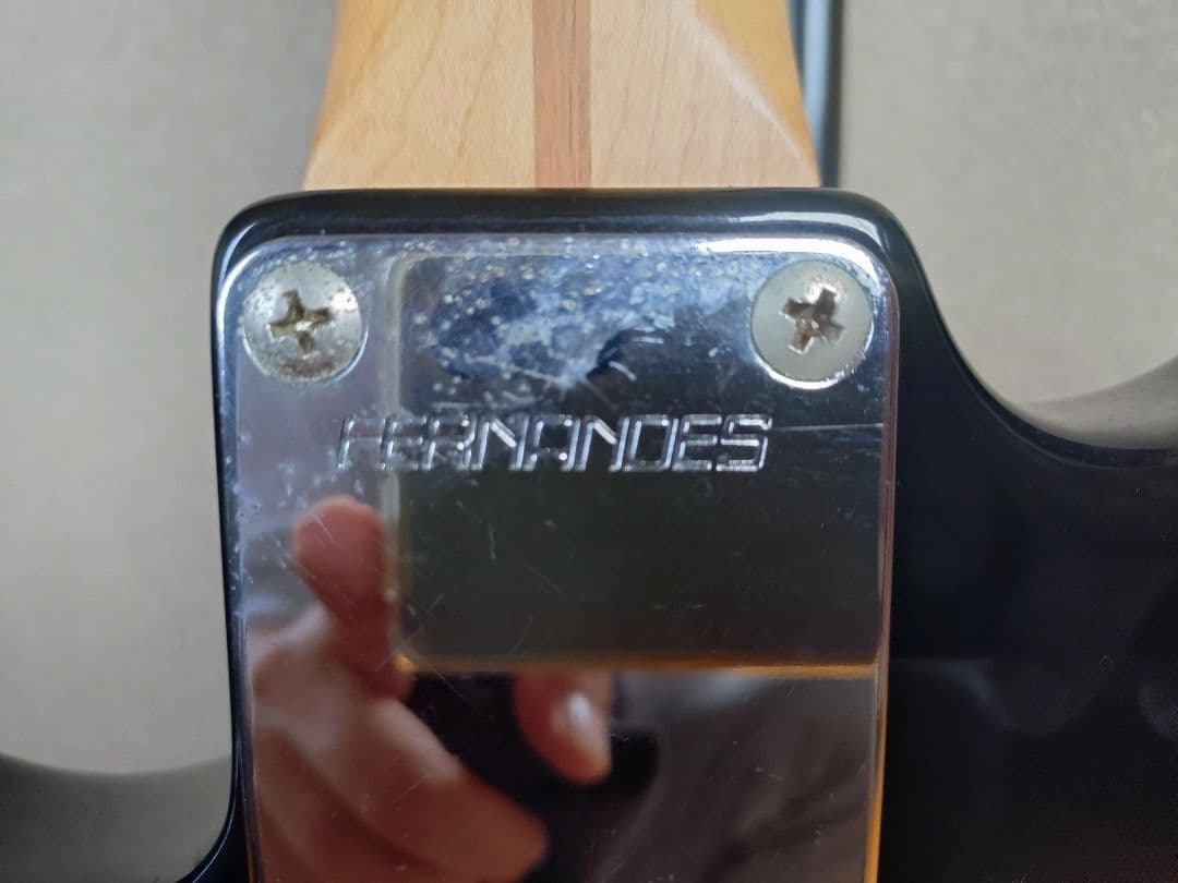 値下げ　FERNANDES 　希少なEvansピックアップ搭載！　vintage