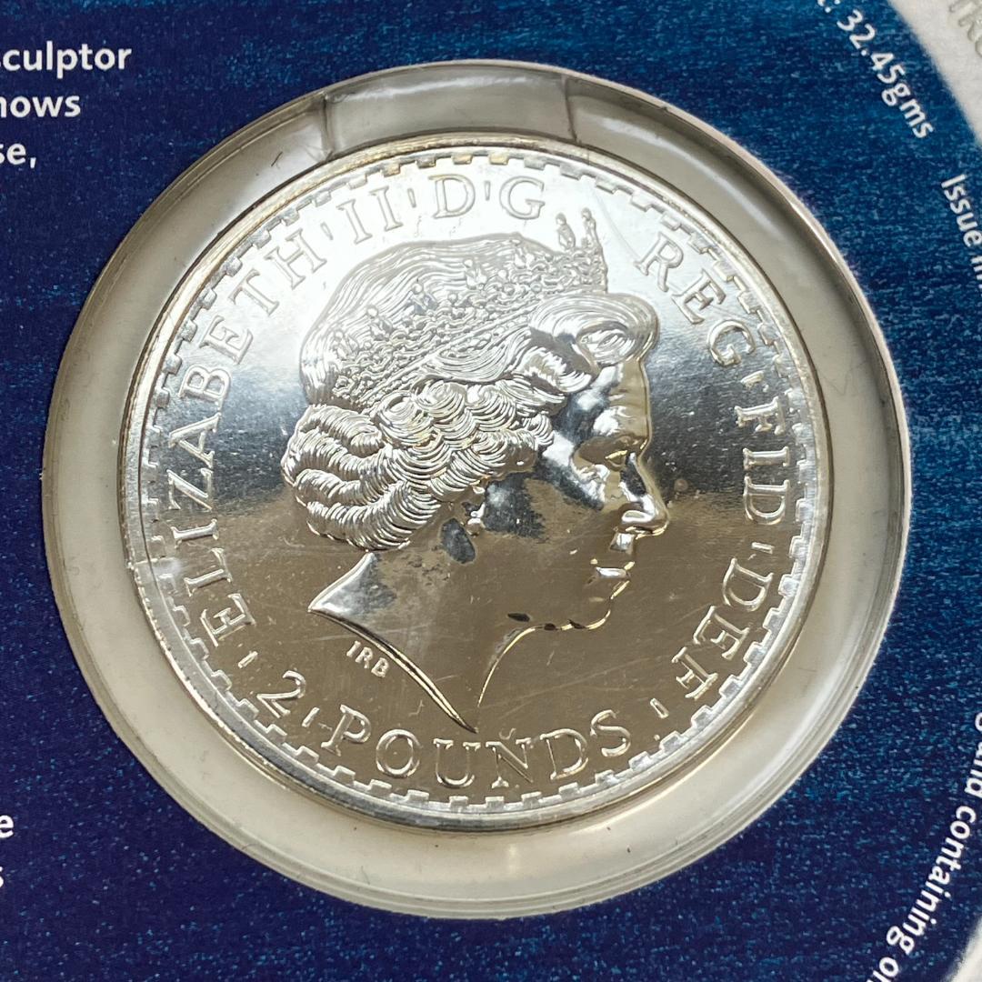 イギリス ブリタニアシルバー 2ポンド銀貨　1オンス　2005年