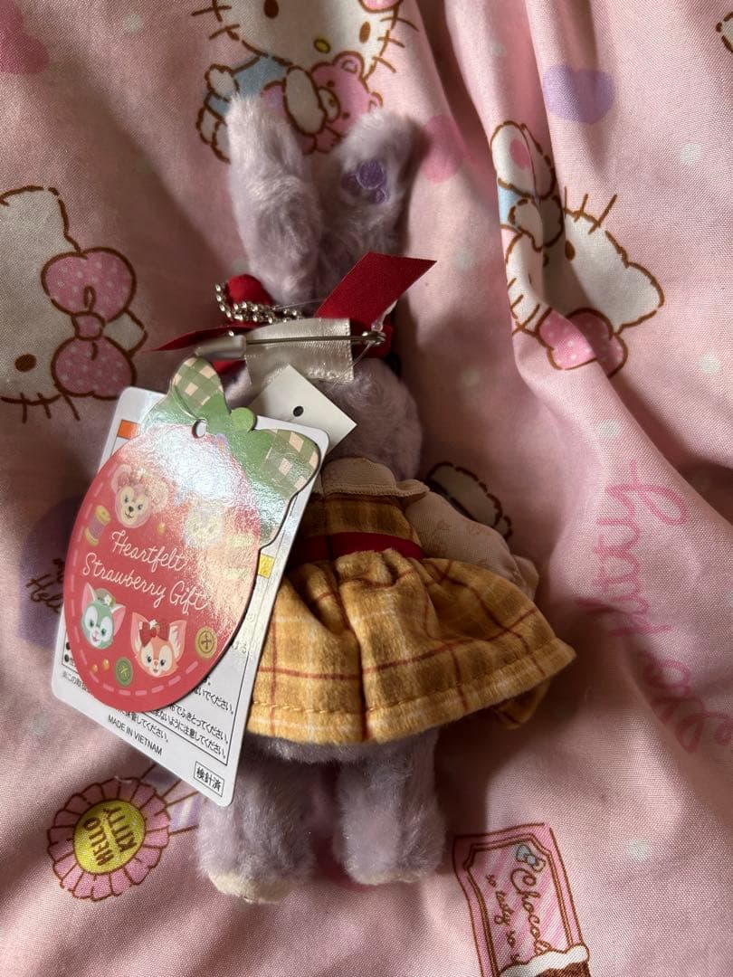 ステラルーハートフェルトストロベリーギフト　ぬいぐるみバッジ