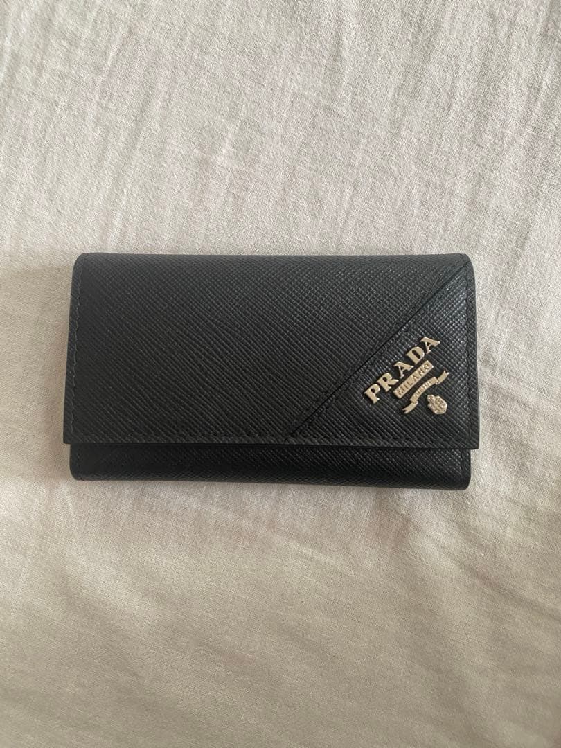 未使用　PRADA サフィアーノレザーキーケース