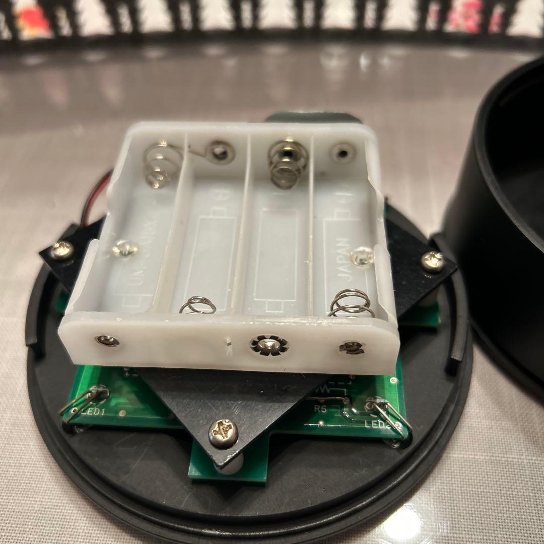 再お値引き中　宝石時計　ルビー、サファイア、エメラルド