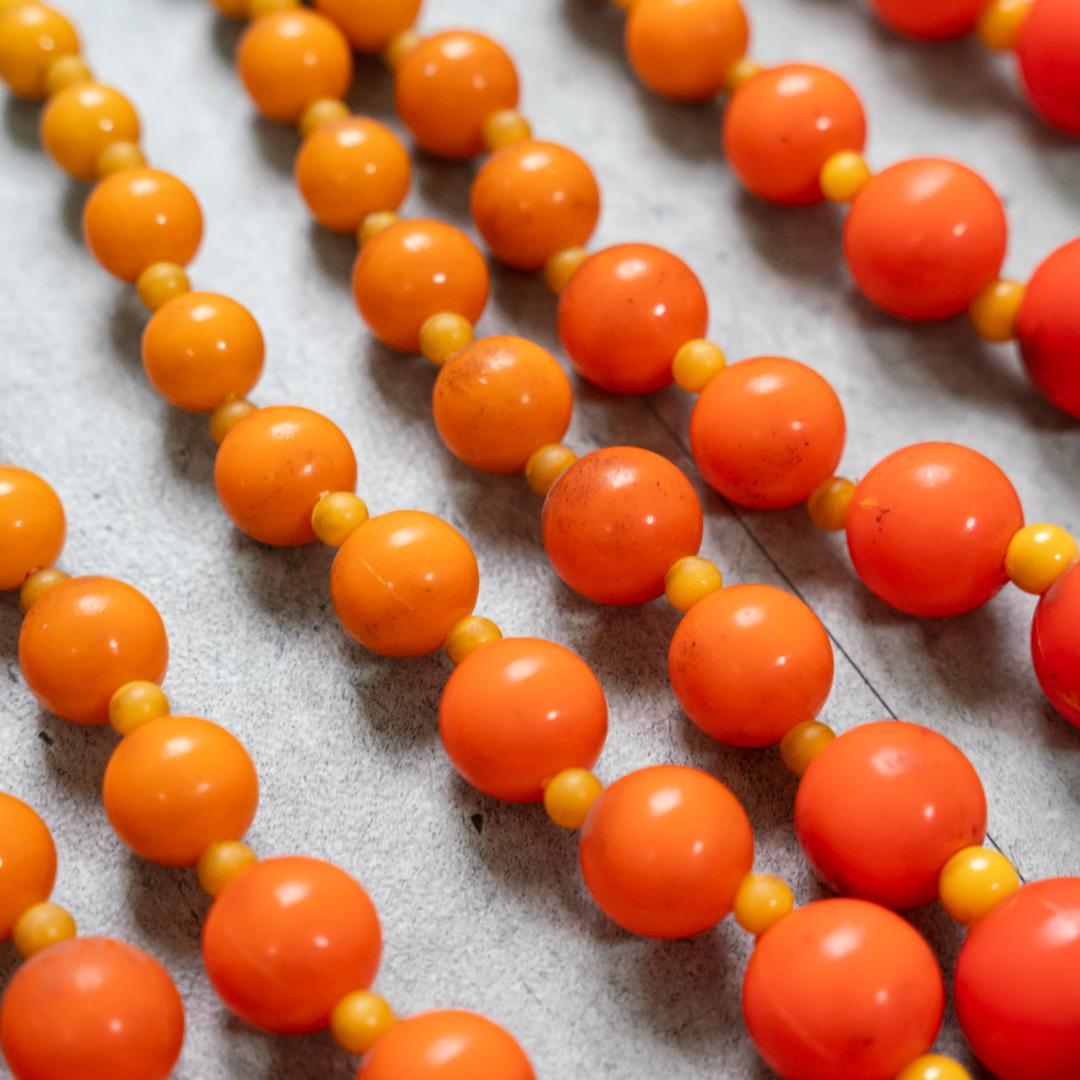 【＠KM】珠暖簾 のれん　ビーズカーテン　オレンジ　グラデーション