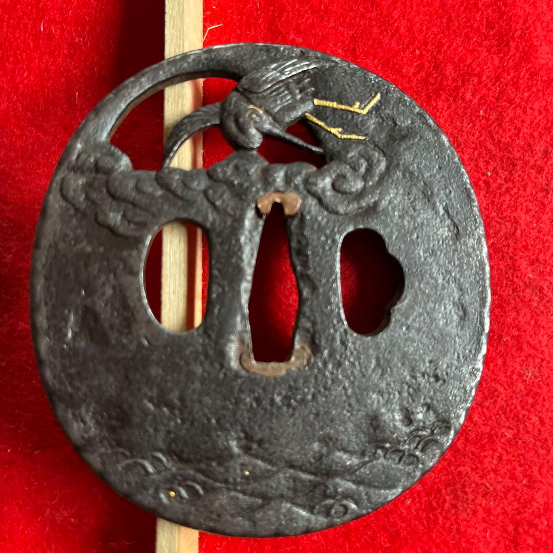 鶴図の透かし鍔