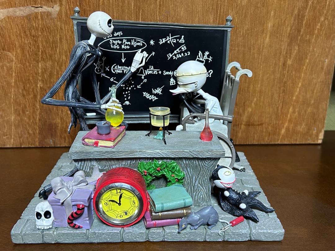 ナイトメアビフォアクリスマス　フィギュア　激レア