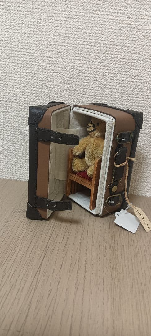 Peter Bull　THEODORE テディベア 小型 椅子付き　ウィットニー