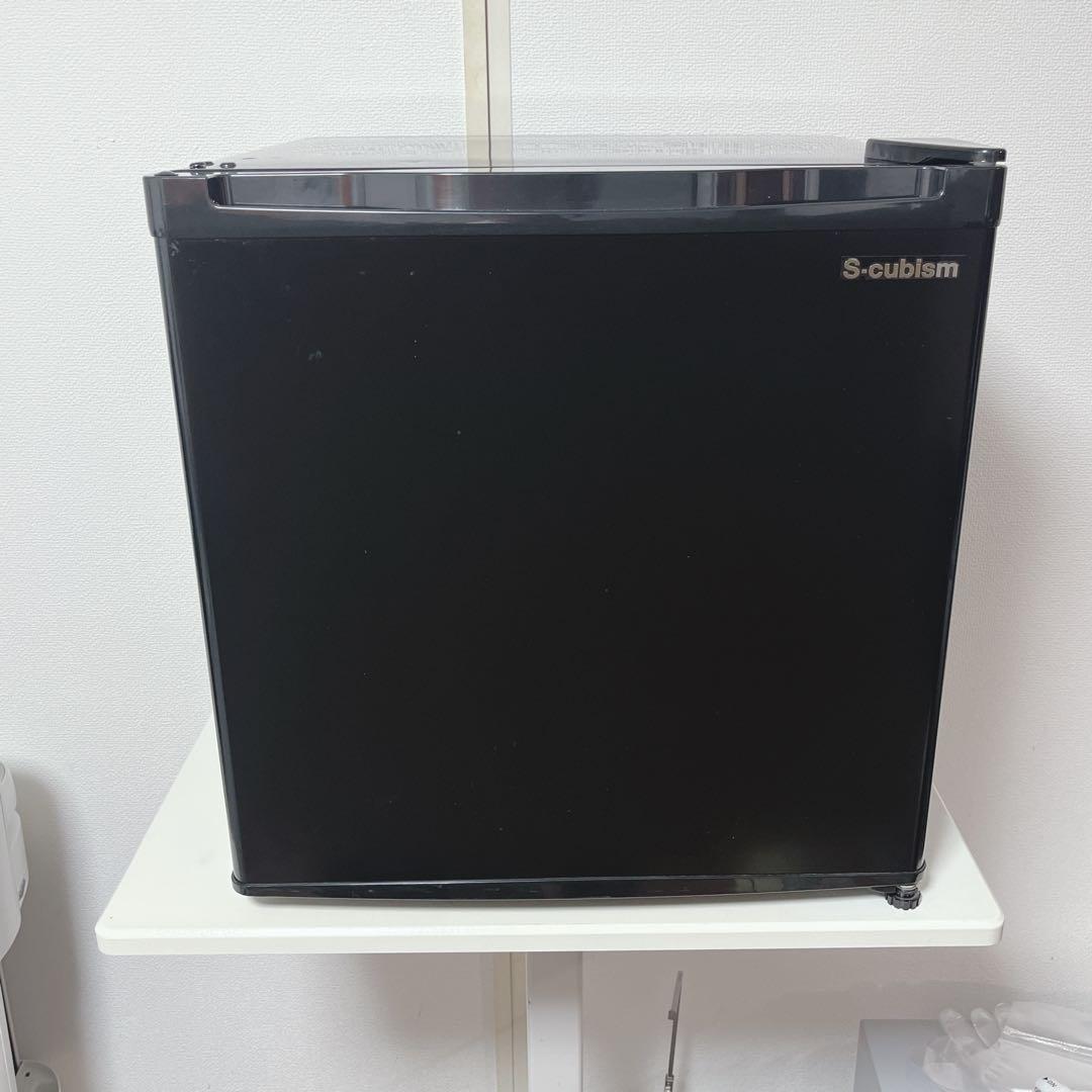 168N 【早い者勝ち★ 】19年製　1ドア　コンパクト冷蔵庫　左右開き対応