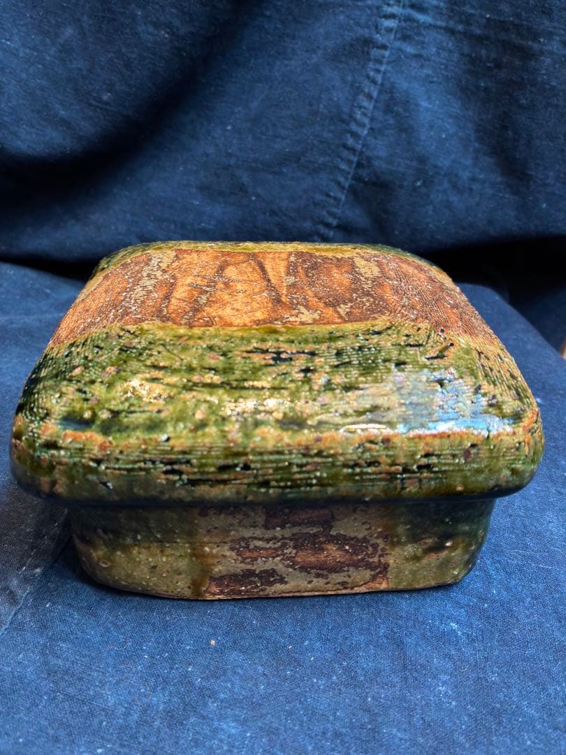 岩井窯　山本教行　蓋物　菓子器　織部釉　傷無 15×15センチ×高さ7センチ