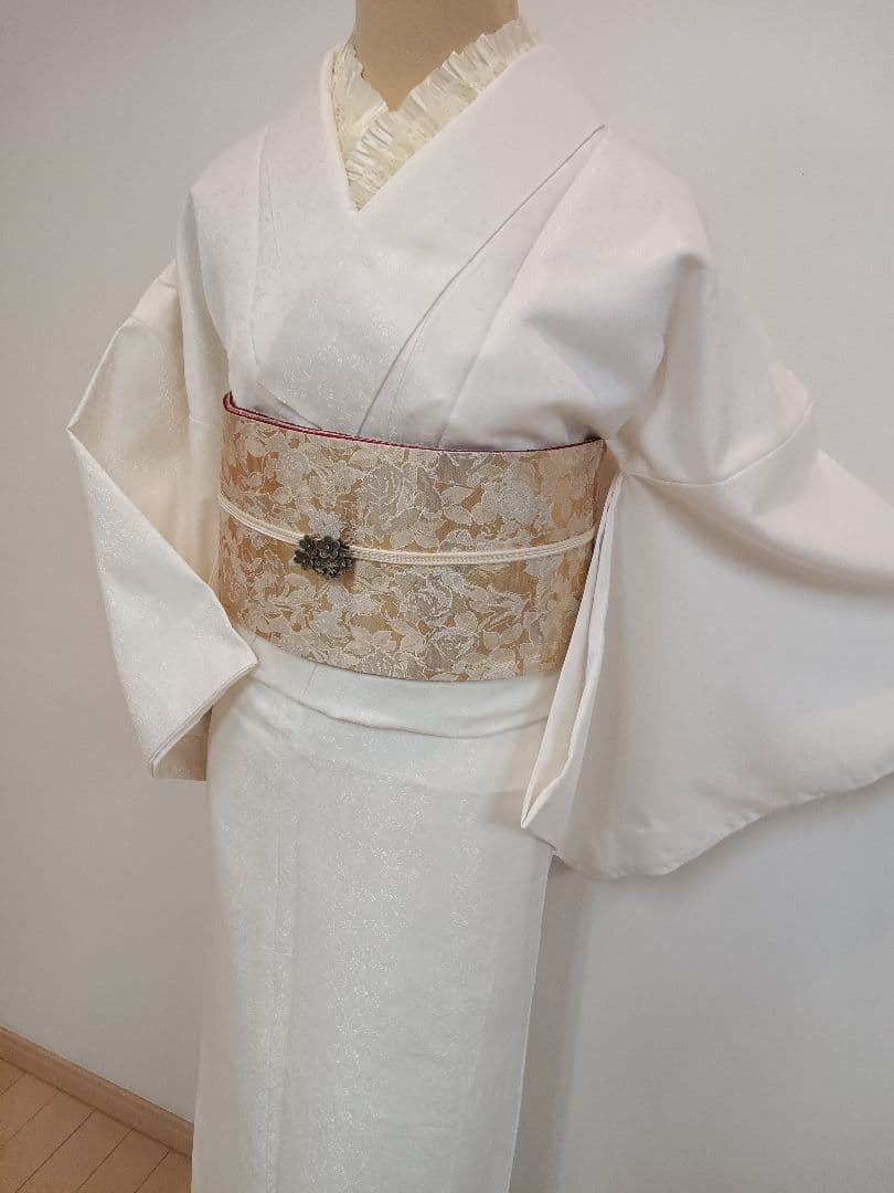 洗える色無地　花唐草地紋　Lサイズ　オフホワイト