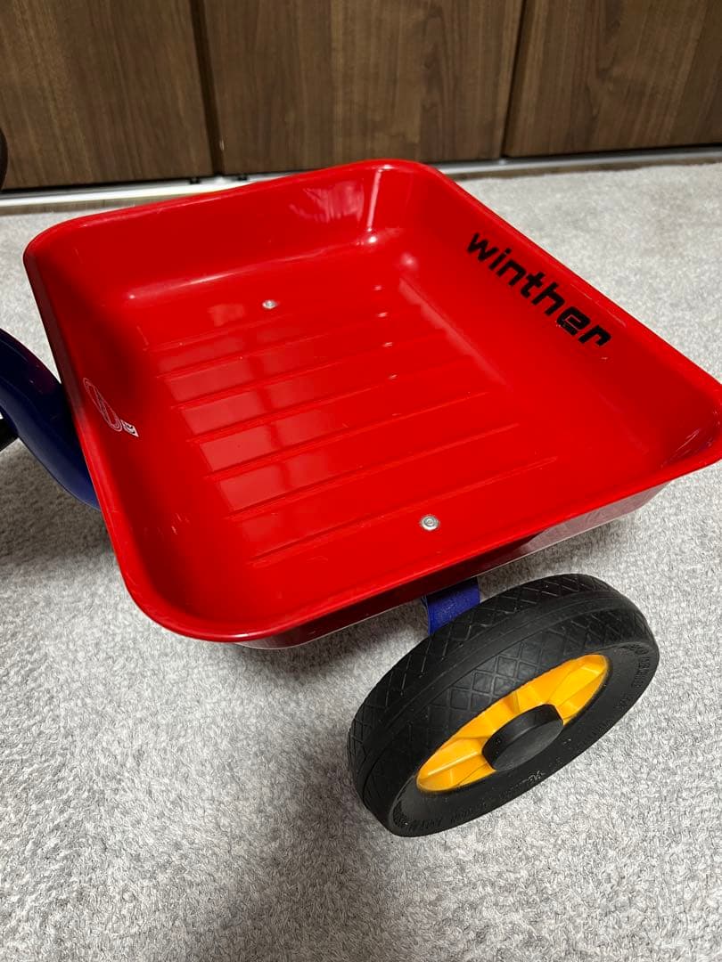 ボーネルンド　三輪車　Winther 荷台付き　屋内使用