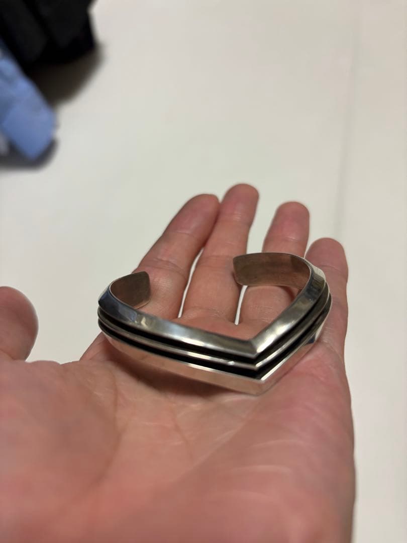 k*e様 トムホーク　ライン シェイプ バングル　シルバー925 ナボホ