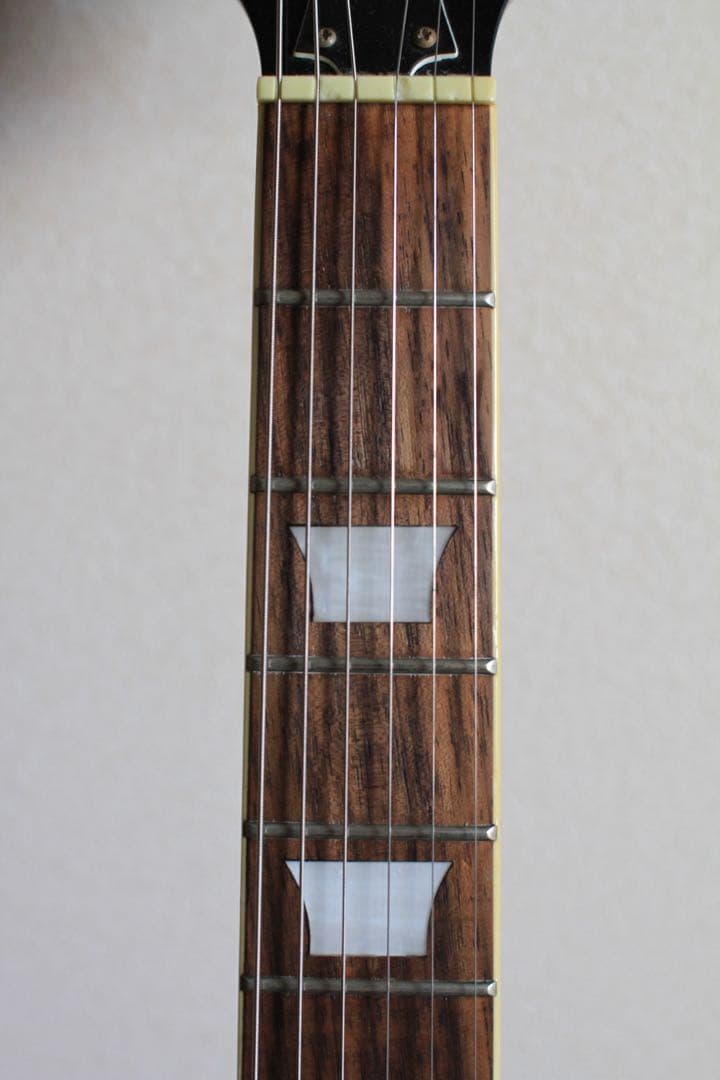 エピフォンレスポール　エレキギター サンバースト