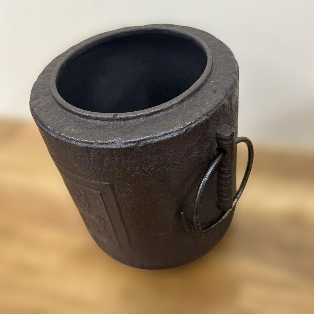 希少　色紙釜 風炉釜 茶道具　蓋　龍文堂造刻印有り