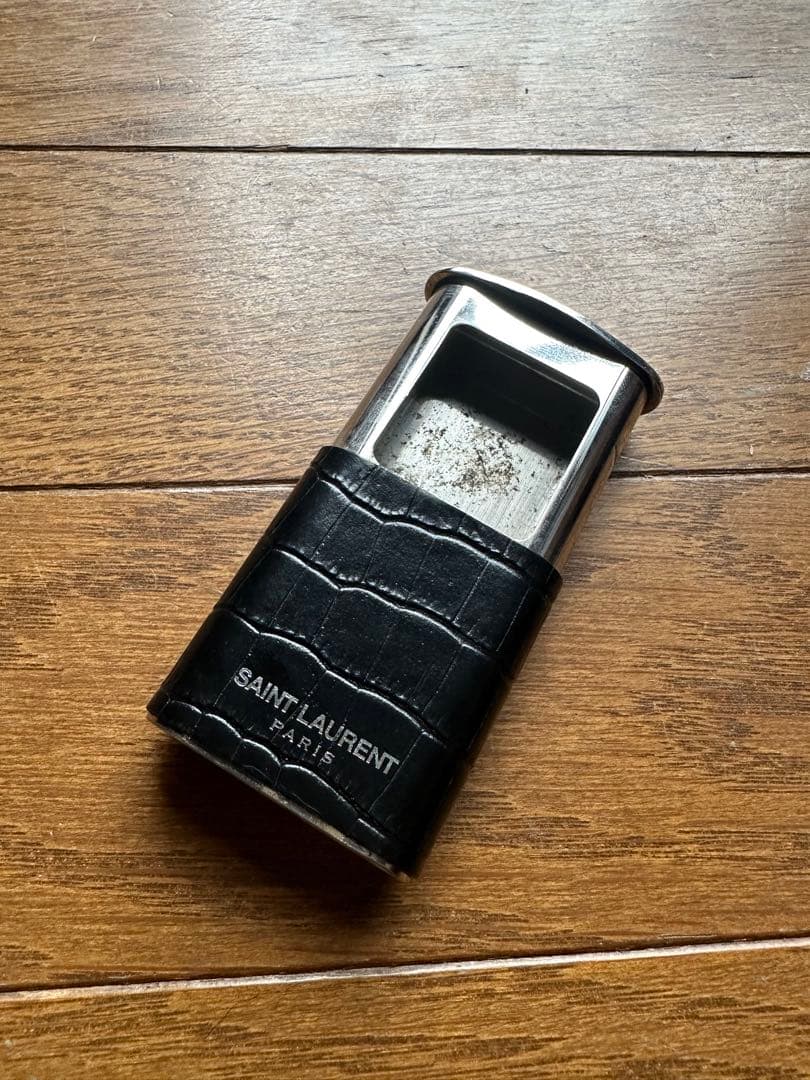 サンローラン 携帯 灰皿 ツボタパール アッシュトレイ