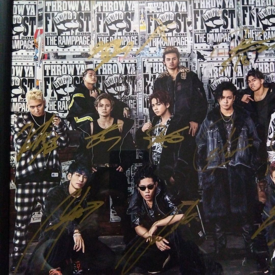 THERAMPAGE　 川村壱馬、吉野北人、長谷川慎、TYF 直筆サインパネル