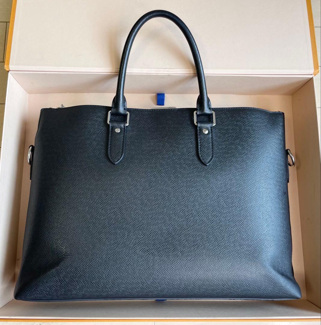 Louis Vuitton Anton Taiga ブリーフケース ブラック