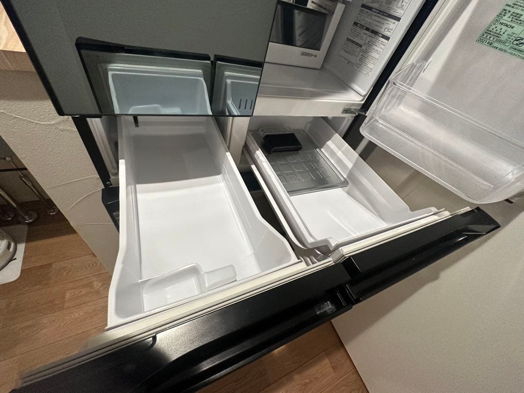 【ミラータイプ】HITACHI R-KX57N(X)型 冷蔵庫 567L