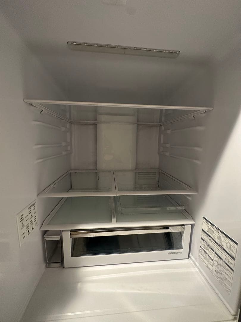 【ミラータイプ】HITACHI R-KX57N(X)型 冷蔵庫 567L