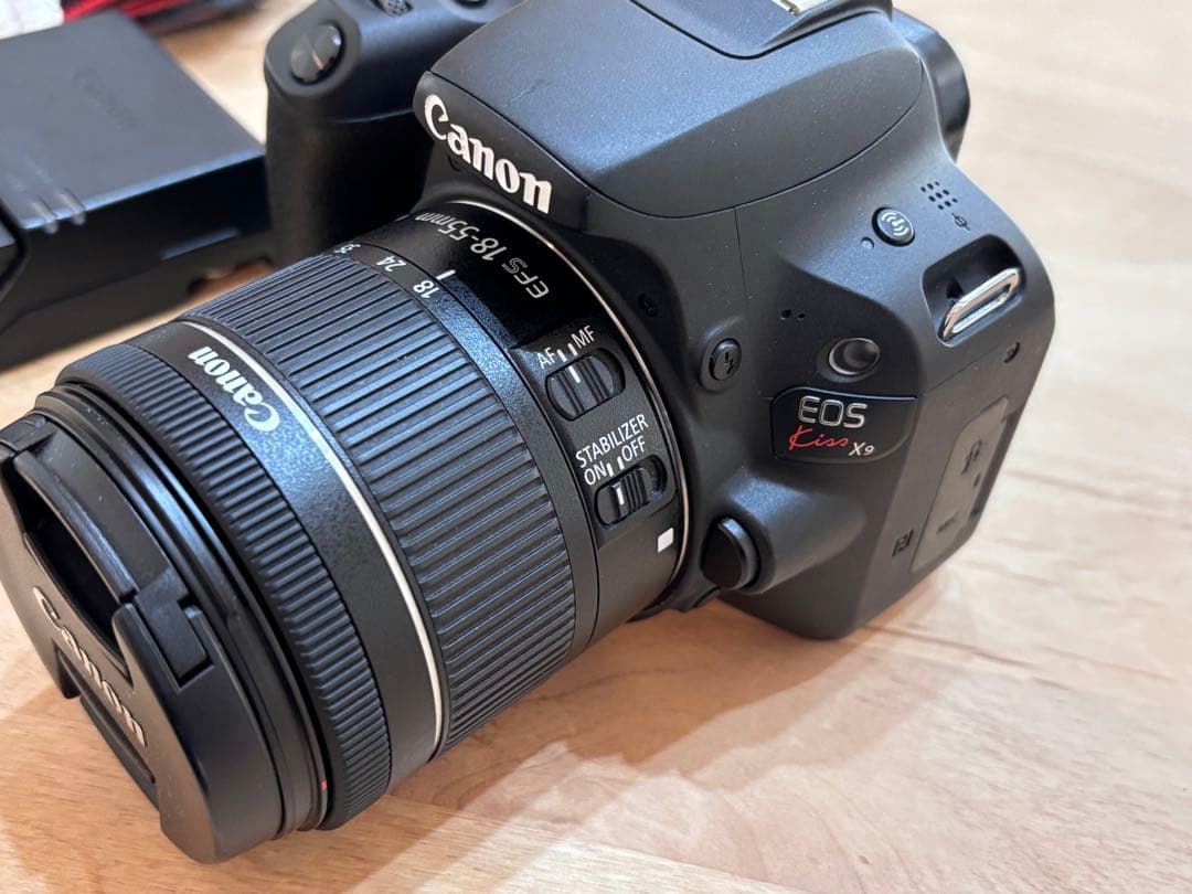 Canon EOS Kiss X9 ズームレンズキット