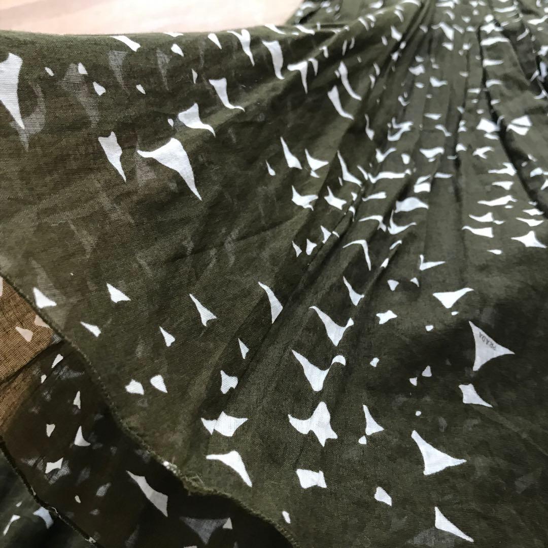 PRADA スカート　38 プリーツ　巻きスカート　ビンテージ　深緑　総柄　迷彩
