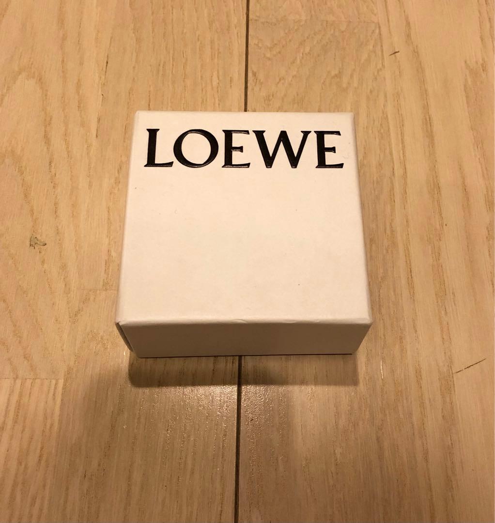 LOEWE ロエベ アナグラム ブローチ(メタル)ゴールド