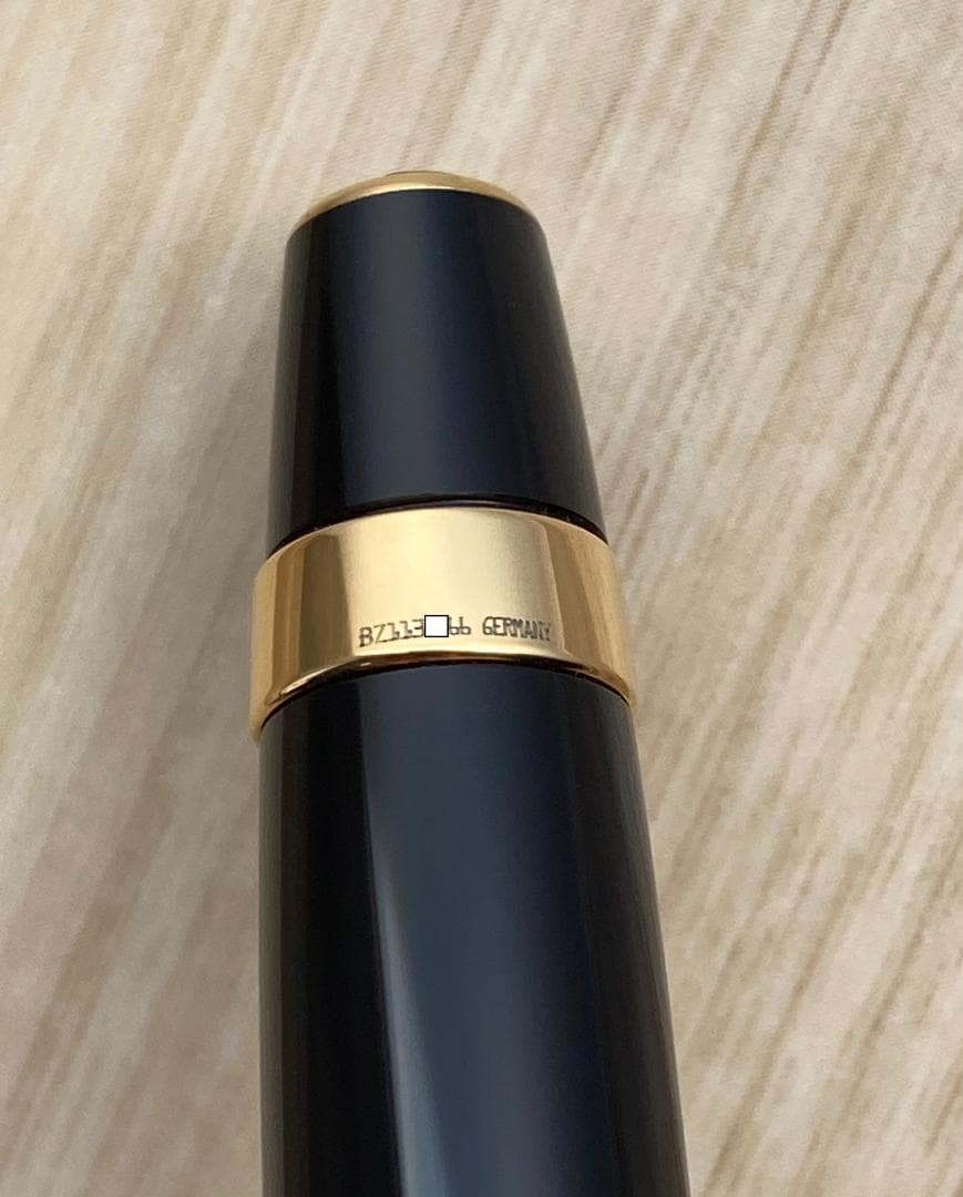 モンブラン ボエム ルージュ Rouge ゴールドｘブラックドイツ製 ボールペン