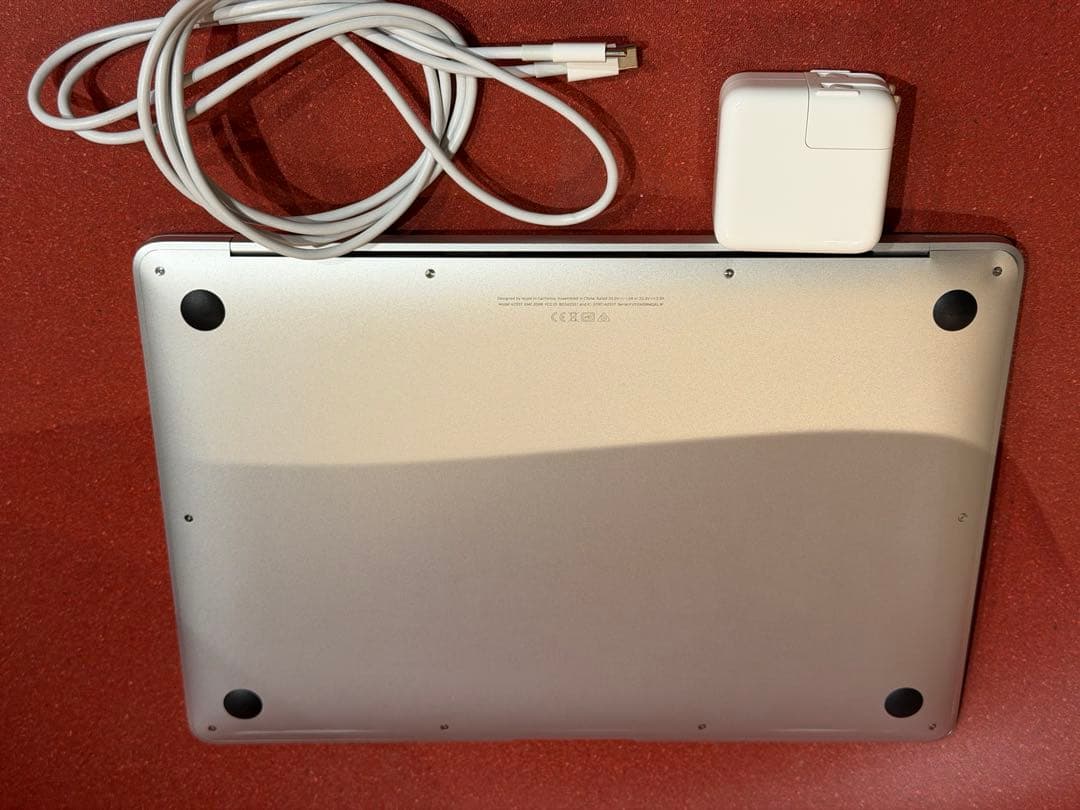 Apple MacBook Air (M1, 2020) シルバー JIS