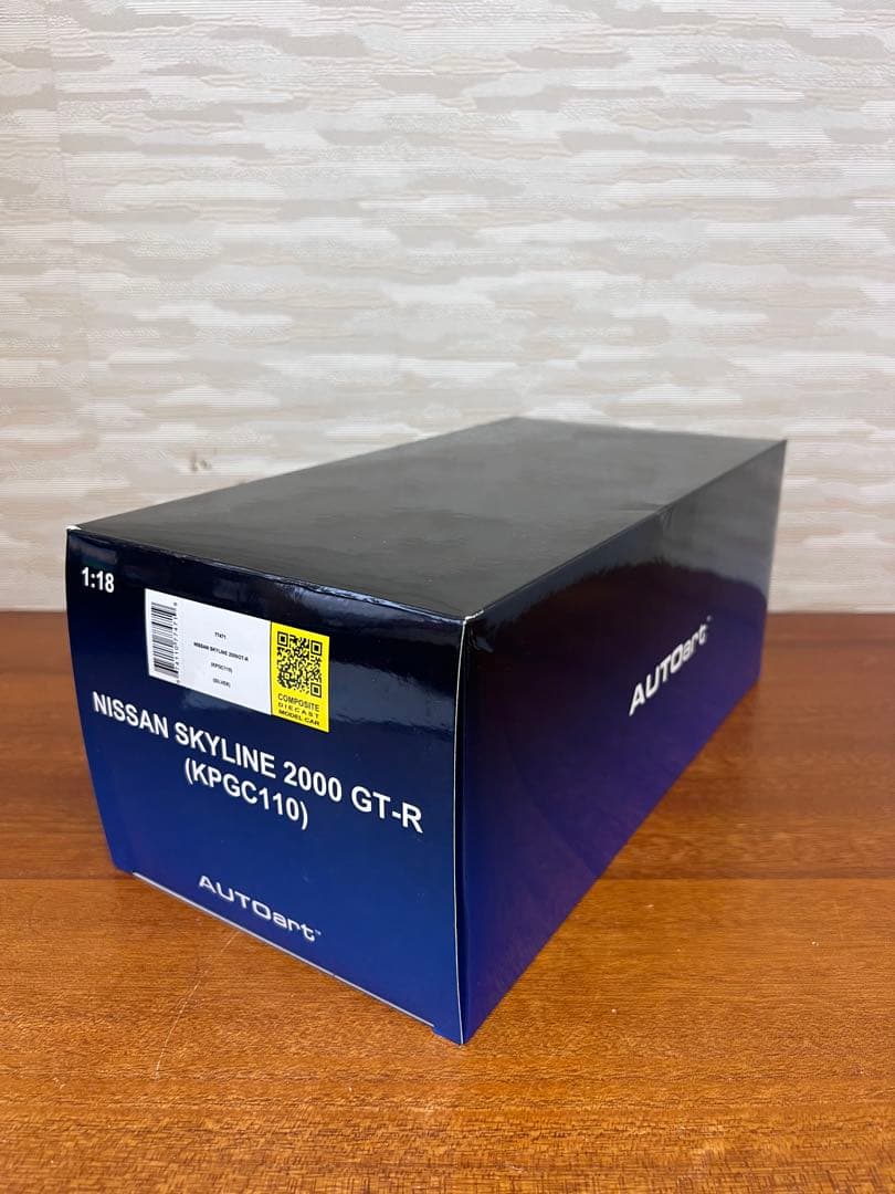 No113ミニカー1/18箱ありNISSAN SKYLINE 2000 GT-R