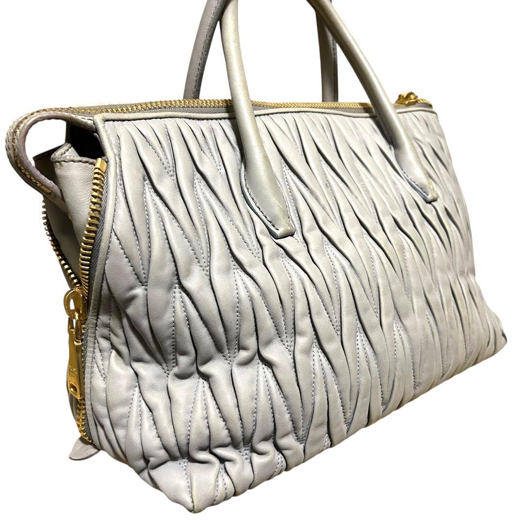 miumiu ハンドバッグ　ショルダーバッグ　マテラッセ　2way グレー