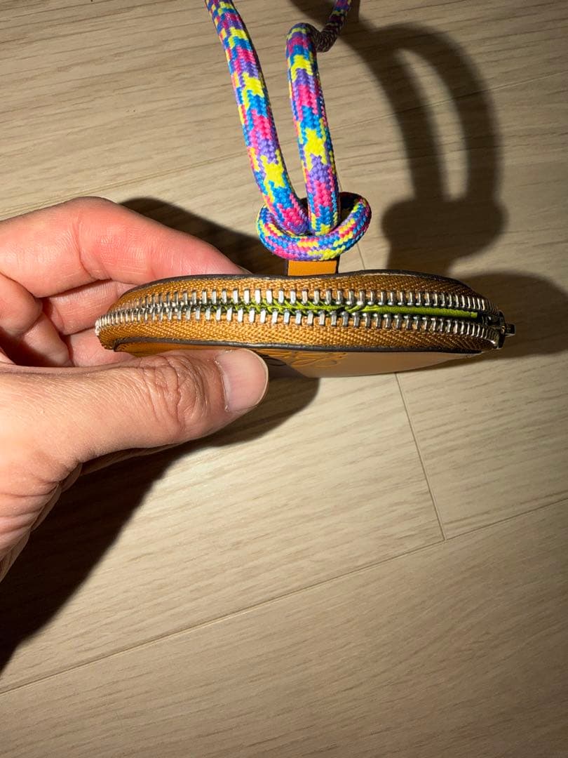 LOEWE クッキー チャーム ジップ アラウンド ウォレット