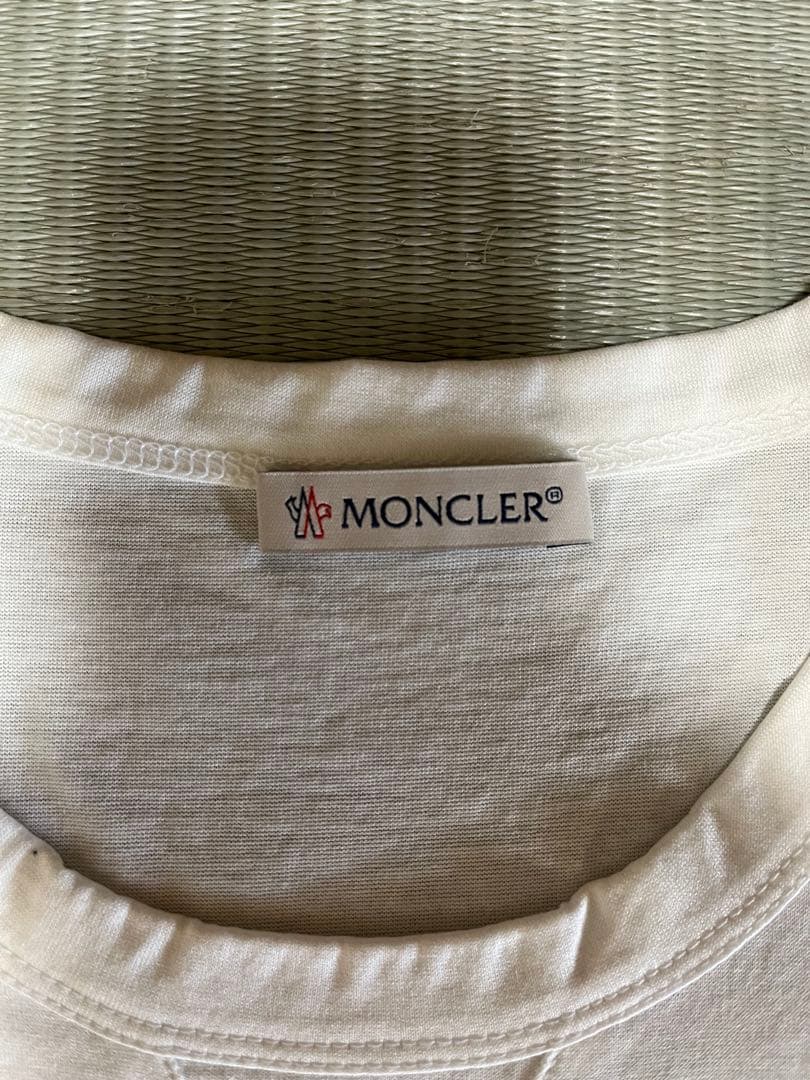 モンクレール　Tシャツ　ホワイト　新品