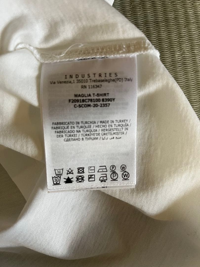 モンクレール　Tシャツ　ホワイト　新品