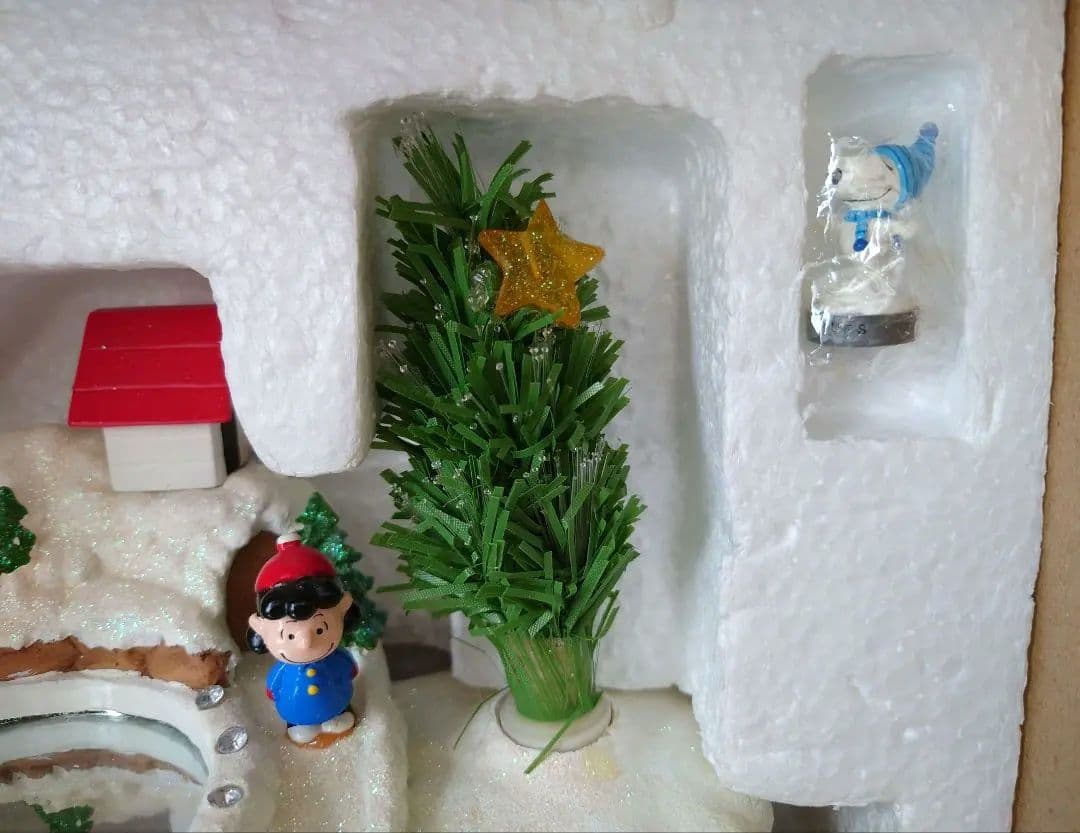 ◎激レア　スヌーピー オルゴール付き SN ジオラマハウス スケート　サンリオ◎