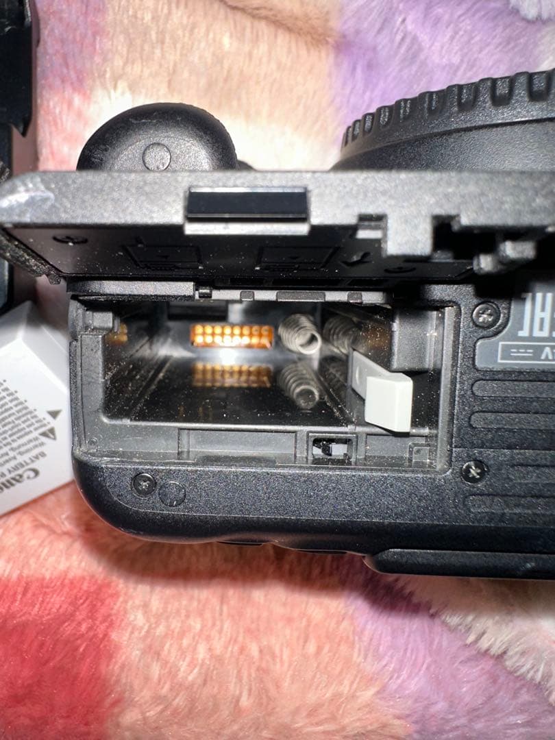 Canon EOS Kiss X7i 本体