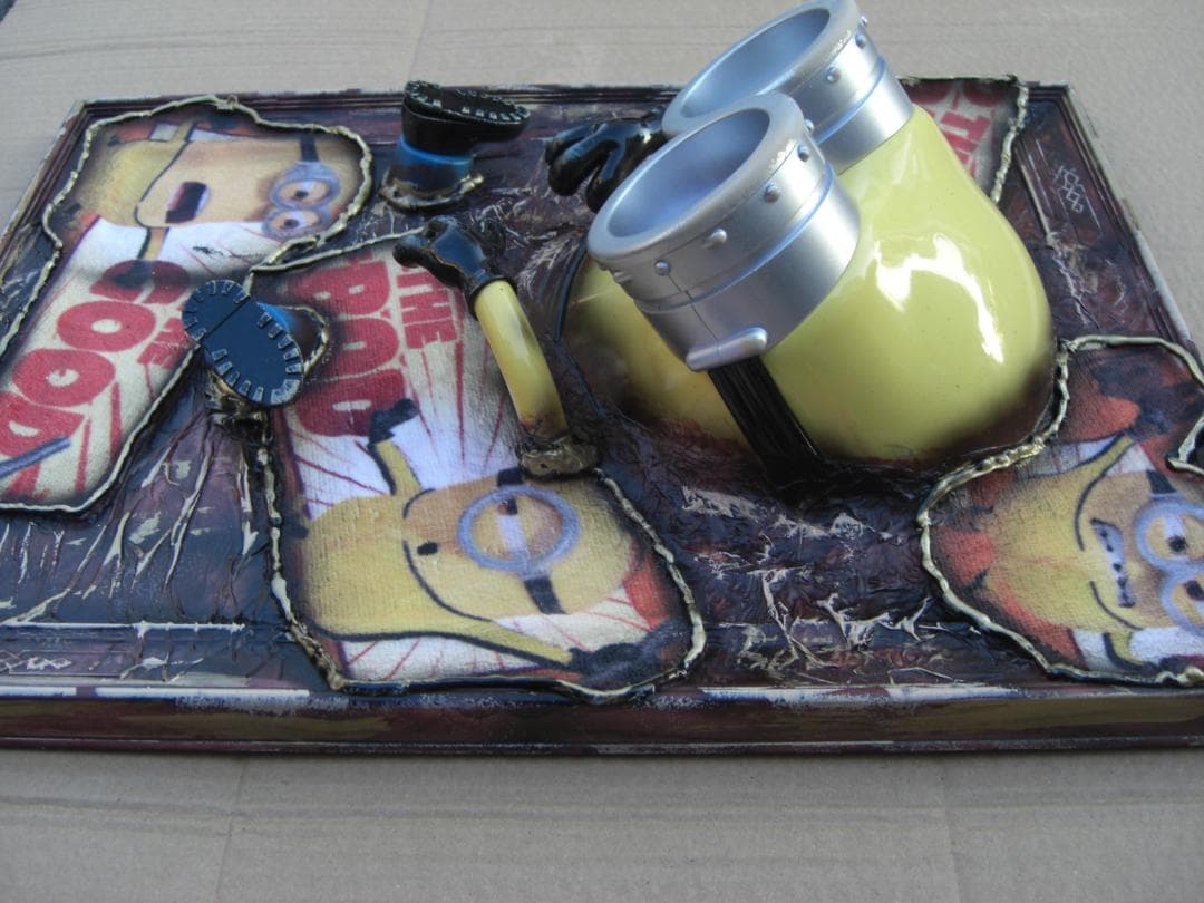 アートパネル 立体ポスター 額縁 壁掛け 限定一つ ミニオン 傾けると目が動く