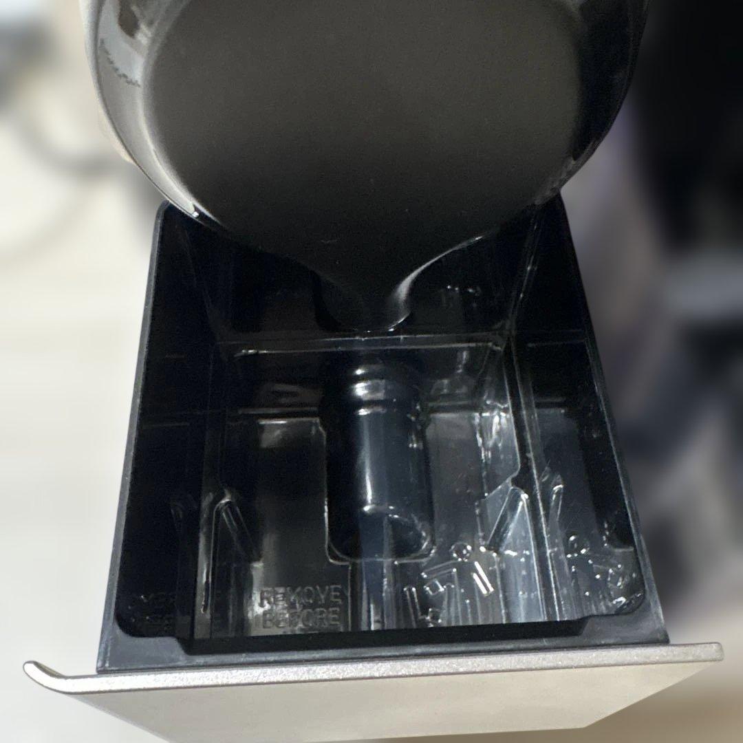 【美品】ネスプレッソ　コーヒーメーカー　ラティシマタッチ　 F511